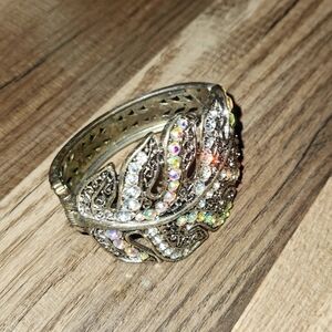 RHINESTONE Leaf Open Clasp Cuff Bracelet Vintage